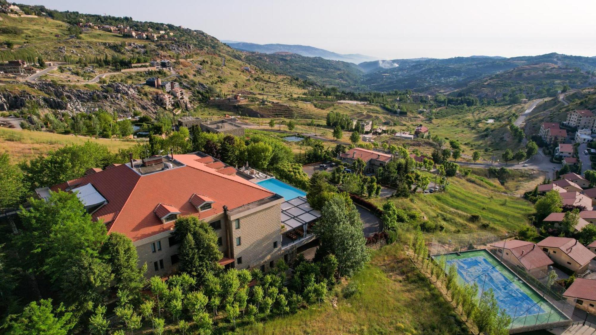 Terre Brune Hotel Mzaar Kfardebian Eksteriør billede
